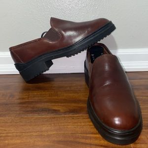 Cole Haan MSM Women’s Leather Slip-on Shoes in Browns Size 5.5B